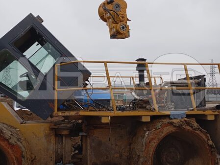 Замена КПП на компакторе XCMG XH283J - 9